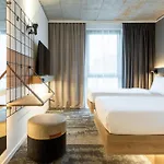 Moxy Outletcity Hotel 4*