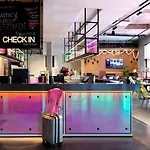 Moxy Outletcity 4*