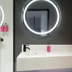 Hotel Moxy Outletcity Metzingen (Tubingen)