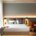 Moxy Outletcity Hotel