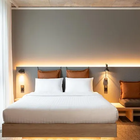 Moxy Outletcity 梅青根