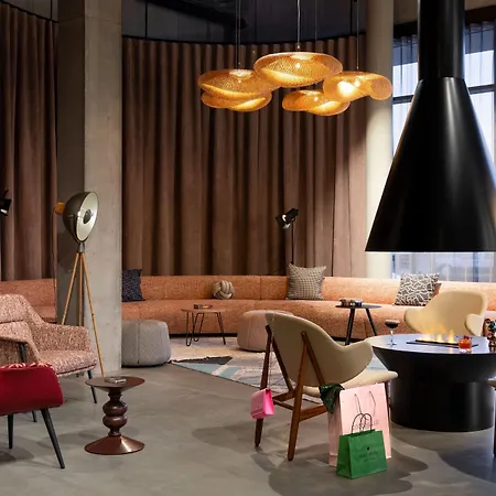 Hotel Moxy Outletcity 3*