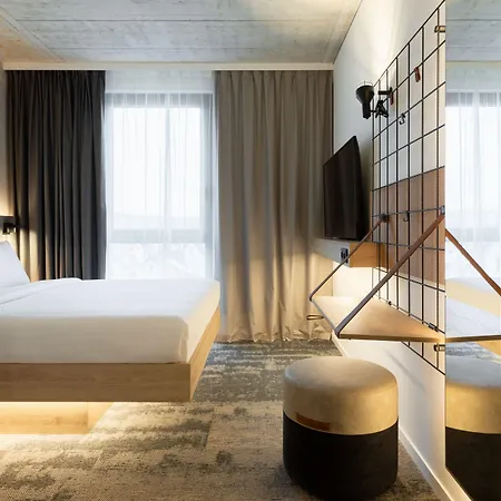 Moxy Outletcity