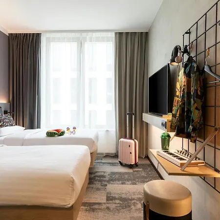 Moxy Outletcity