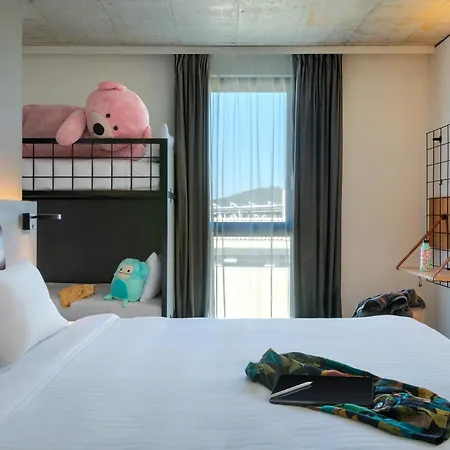 Moxy Outletcity
