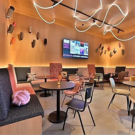 Moxy Outletcity Hotel Metzingen (Tubingen)