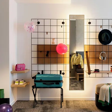 Hotel Moxy Outletcity Metzingen (Tubingen)