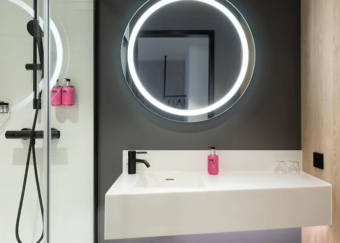 Hotel Moxy Outletcity 3*