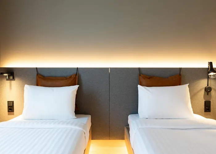 Отель Moxy Outletcity 3*