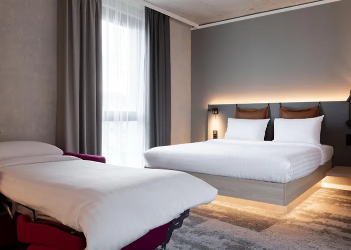 Moxy Outletcity Отель Метцинген