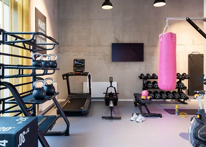 Moxy Outletcity Hotel 3*