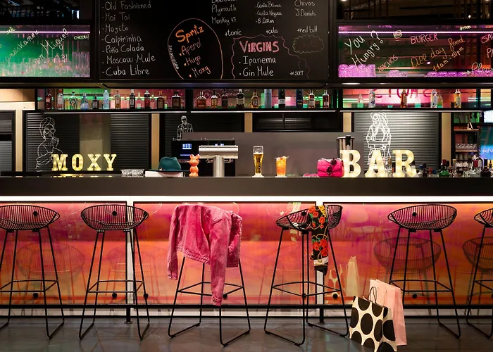 Hotel Moxy Outletcity Metzingen (Tubingen)