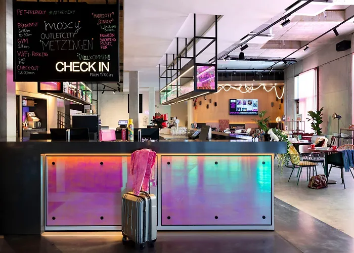 Moxy Outletcity 3*