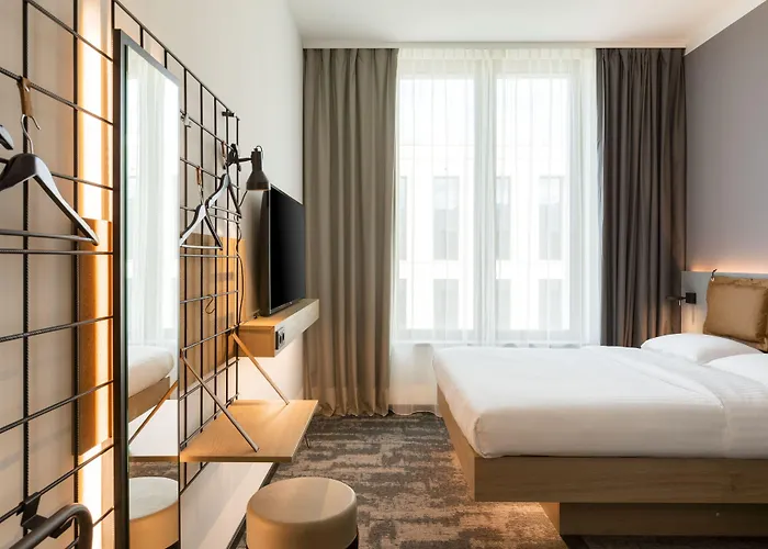 Hotel Moxy Outletcity 3*