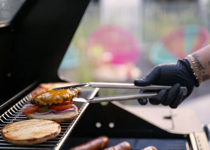 Moxy Outletcity Отель Метцинген